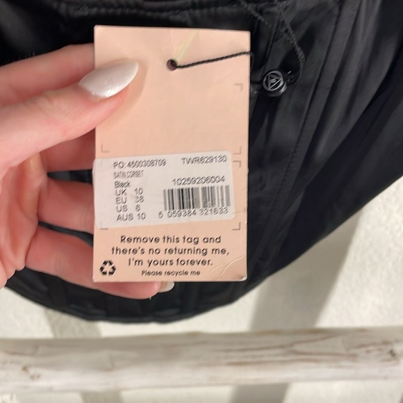 Missguided Black Crop Top - Picture 4 of 6